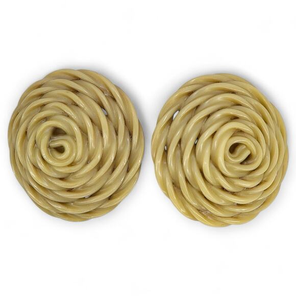 Repurposed Vintage Celluloid Button Earrings Clip On Upcycled Retro Swirl Beige - Picture 1 of 6